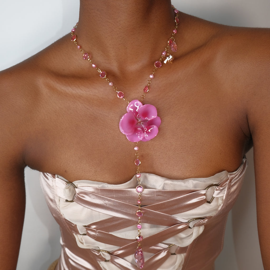 Vera Teardrop Lariat