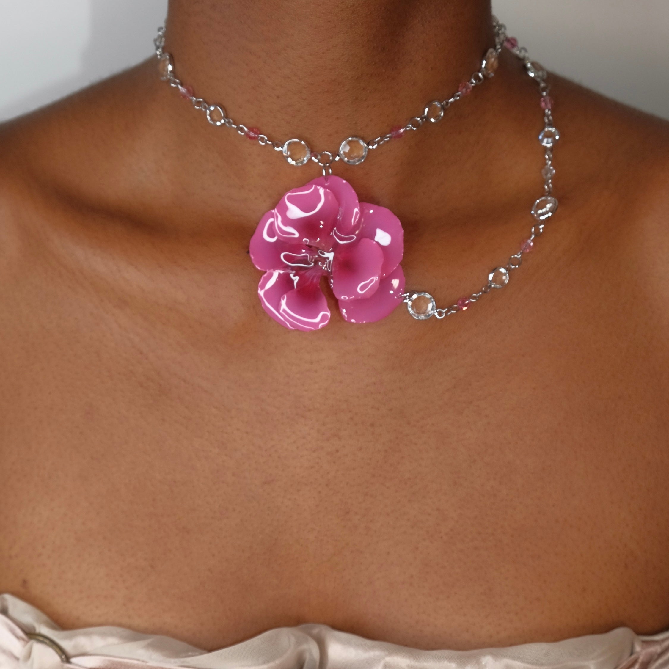 Odelia choker