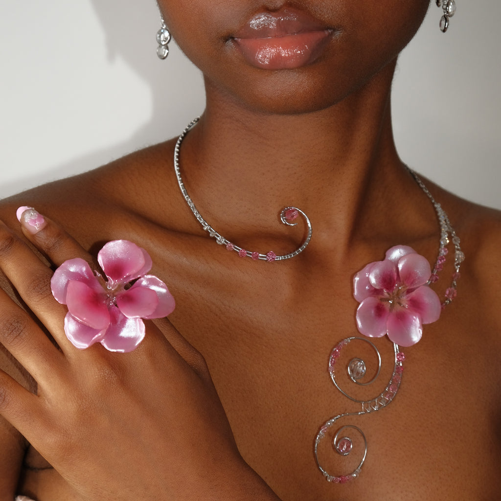 Daphne Gem Collar