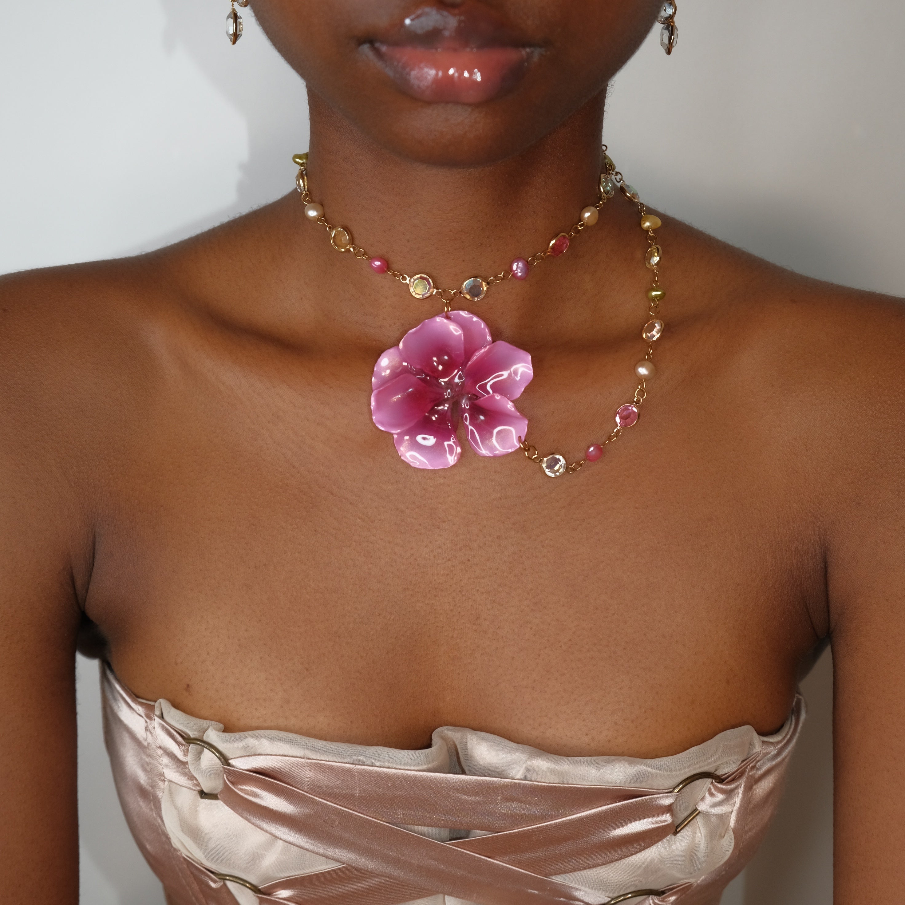 Odelia Choker