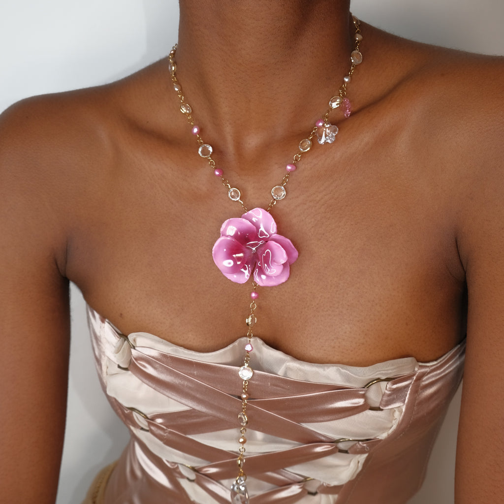 Vera Teardrop Lariat