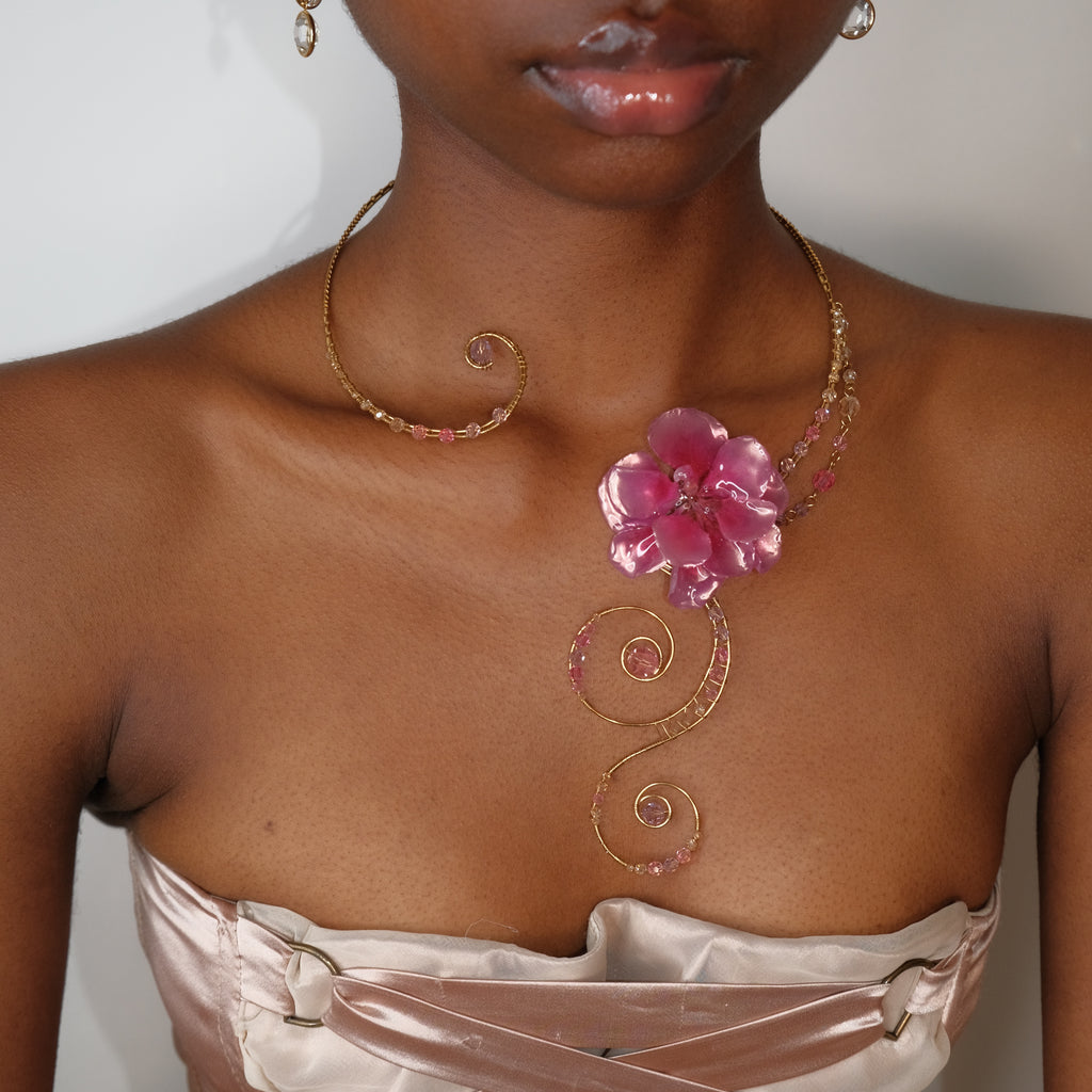 Daphne Gem Collar
