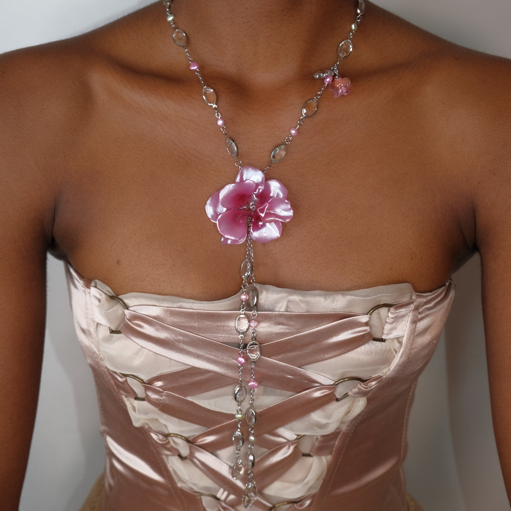 Flora Cascade Lariat