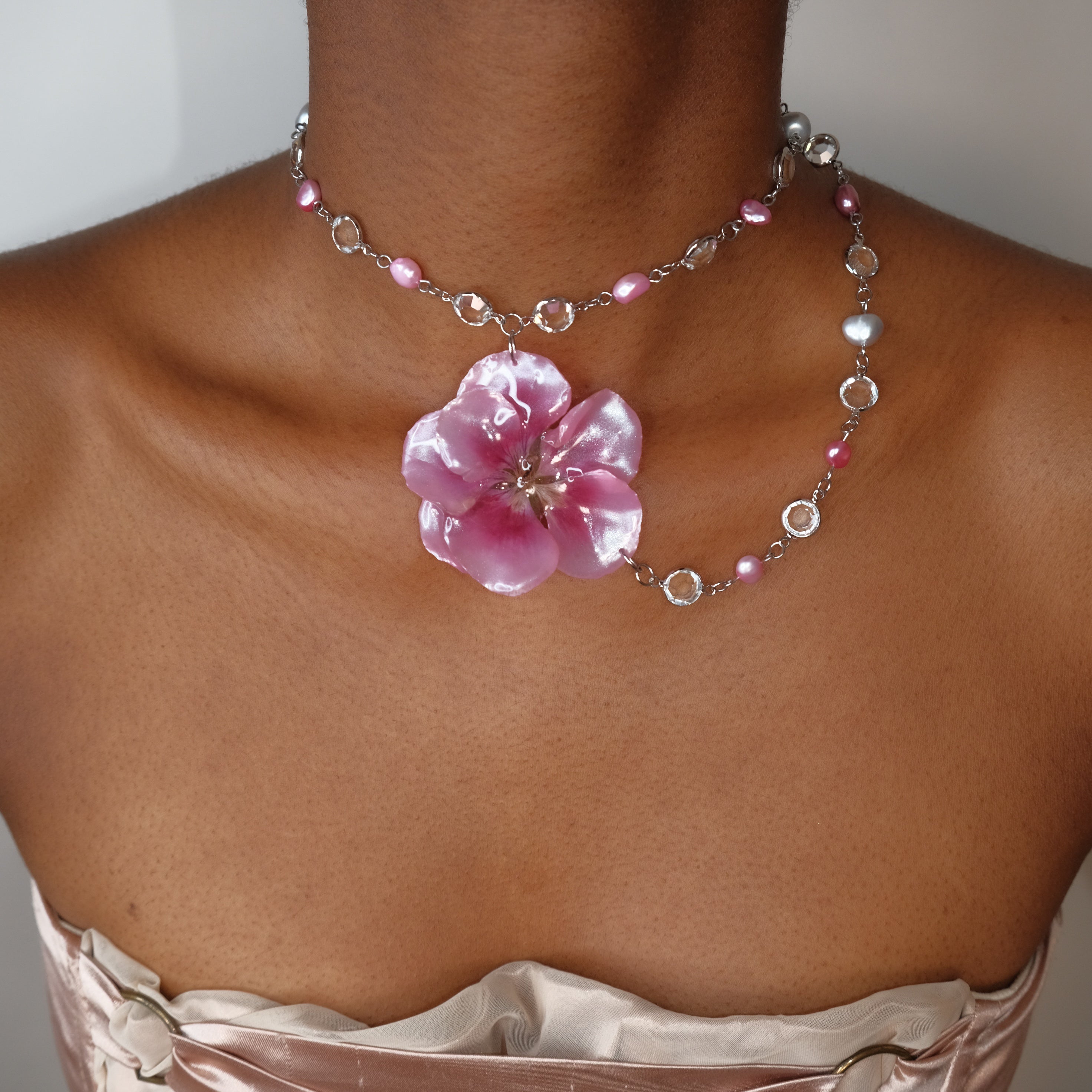 Odelia Choker